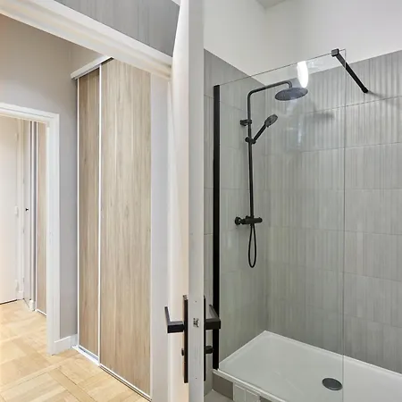 Elegant 1br - 16eme Arrondissement Apartment